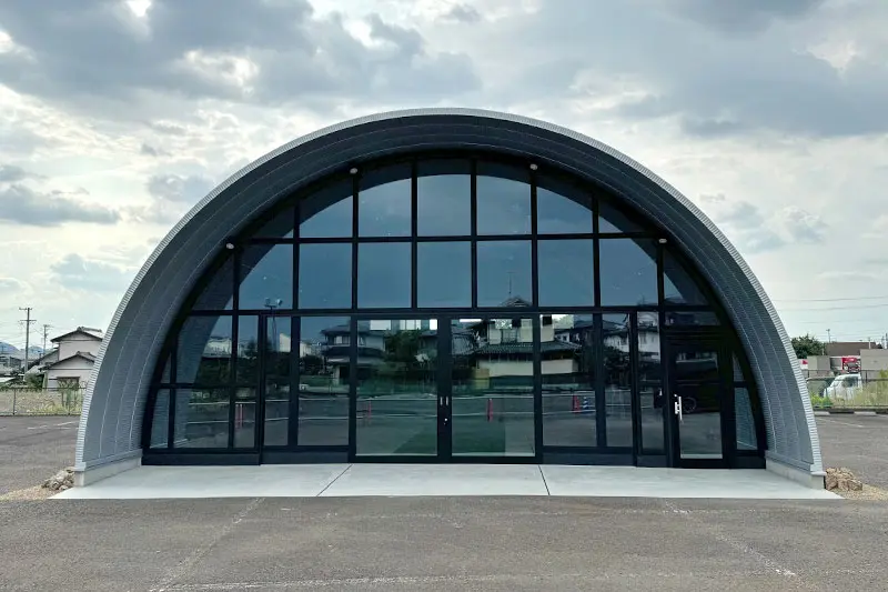 ラオス アーチ型建築 000-main-image.jpg